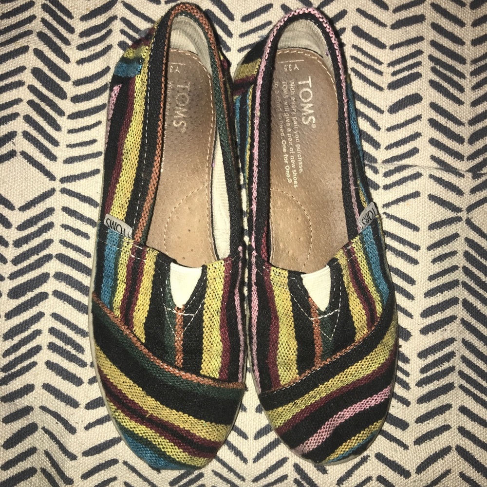Toms